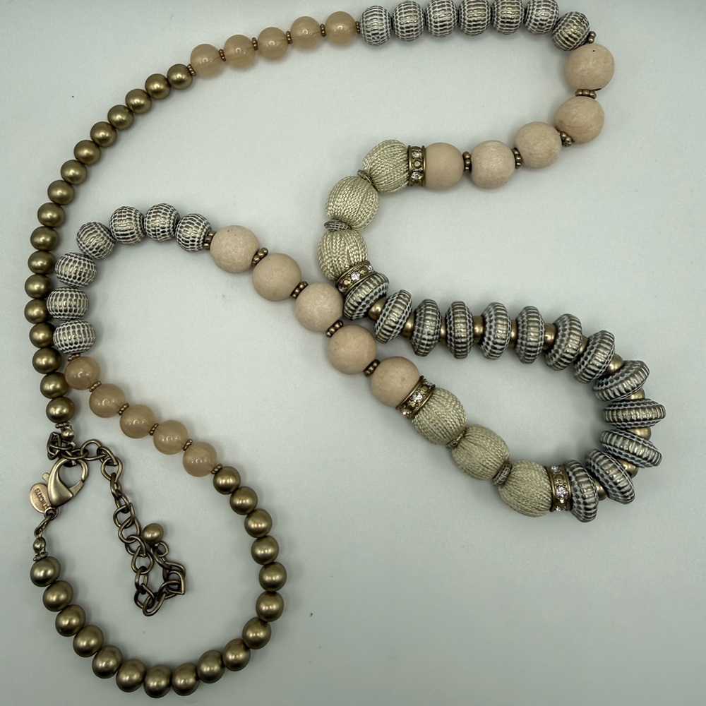Chico's‎ Gold/Silver/Pink/Beige Tone Beaded Necklace Stunning